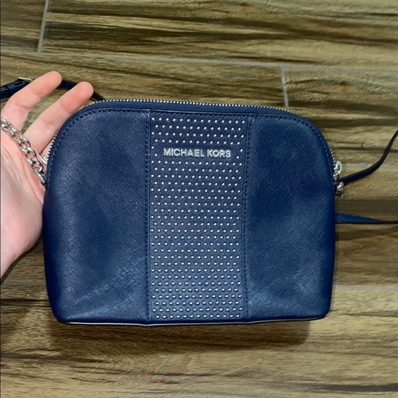 Michael Kors Handbags - 🎀Michael Kors Navy Blue Crossbody Bag!